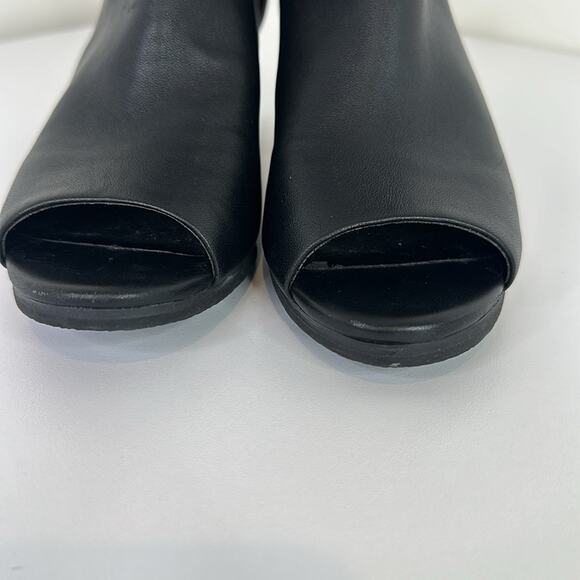 LORI GOLDSTEIN Black Collection Open Toe Ankle Booties With Ruching Detail Sz 6 - Picture 10 of 10